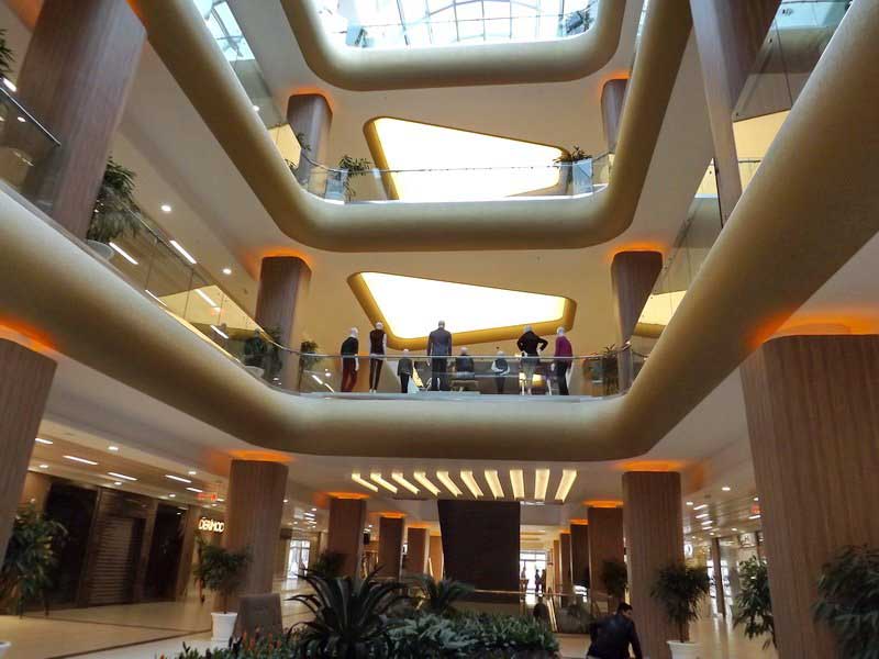 Laleh Park Shopping Center